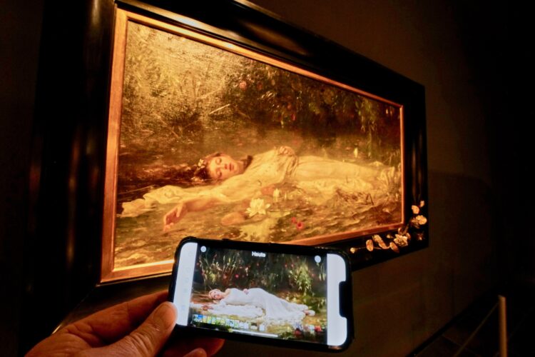 Taylor Swift fans flood German museum to see painting echoing her
